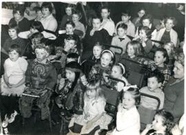 Bampton Children at show  c1963