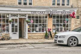 The Cake Element Bakery.  Witney Gazette July 4th 2018