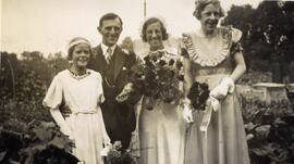 Wedding photograph of Stan Hawkins & Mavis Horne