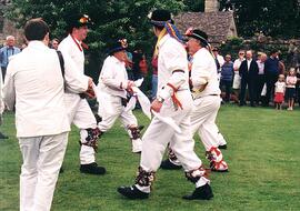 Bampton Traditional Morris Men Weald Manor 2003