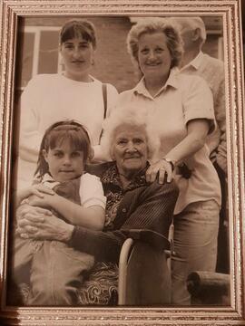 Lucy Shergold, Ruth Wheeler, Lyn Dunsby, Rebecca Dunsby Whit 1990