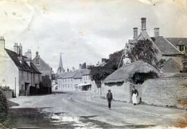New Inn on the left, Lime Tree House on the right.  1901