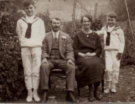 May & Ted Horne & sons Godfrey & Jack pre 1914