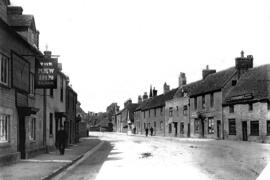 New Inn. Before the War Memorial was created