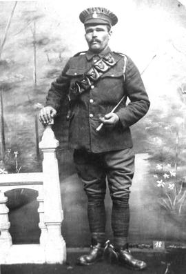 Soldier in WW1 Uniform