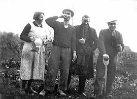 Cicely Green, Mr Green, Mr Harold Reason, Frank Tanner (husband of Ada).