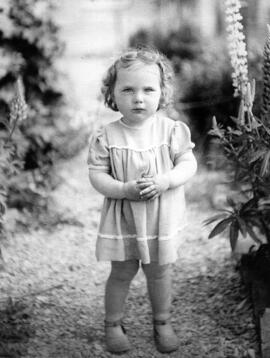 Janet Newman June 1949 Aged 2  Jn