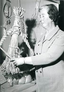 Grace Eeles, maker of beautiful corn dollies