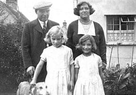 Tanner Family 1930S Frank, Ada, Vera (Elward) & Stella