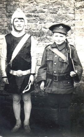 Godfrey and Jack Horne as children
