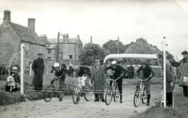 Bampton Bullets Cycle Speedway side 1951-53