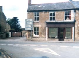 Images of Buildings in Market Square 1990